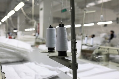 青春家纺工厂 探访中国传统家纺产业的新生力量